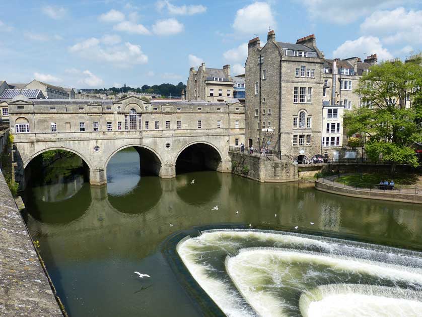 Pulteney Bridge, England, UK.
