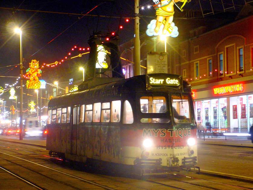Tram to the southern terminus of Starr Gate.