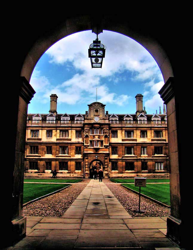 Entrance into the quadrangle of Clare College's Old Court.