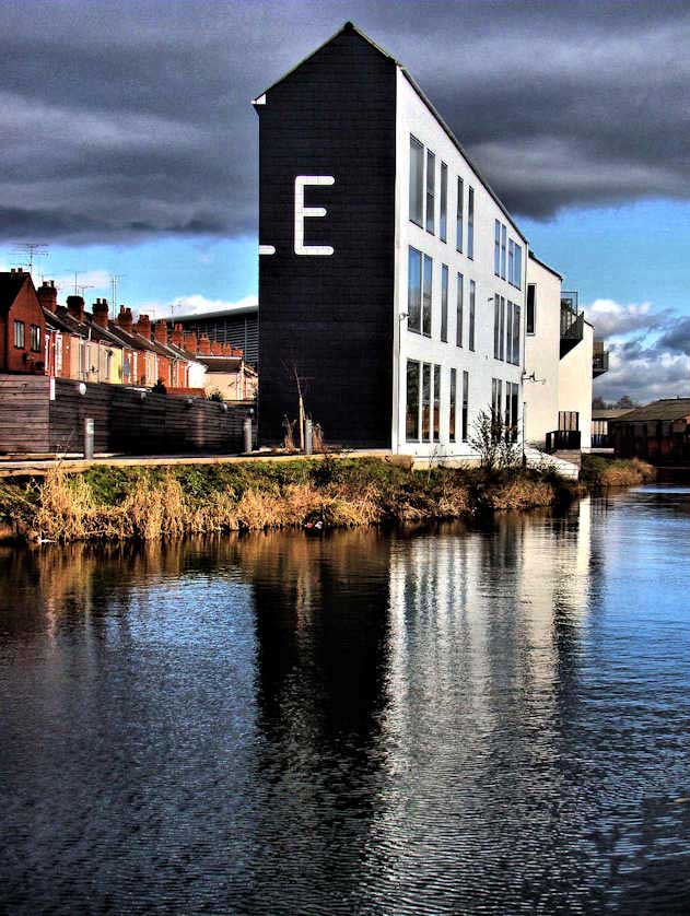 Part of the Electric Wharf redevelopment that recycled the building materials of the power station to build new apartments and offices.