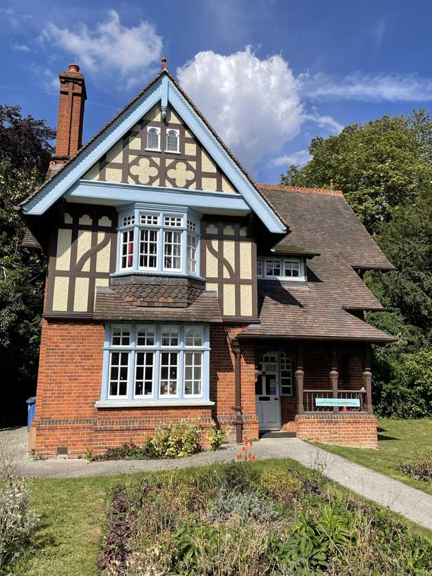 The former Park Keeper's Lodge.