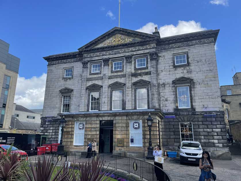 The building is now a bank.
