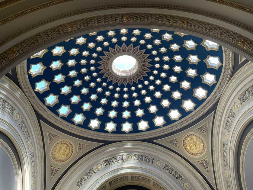 The starry domed ceiling over the banking hall in Dundas House.