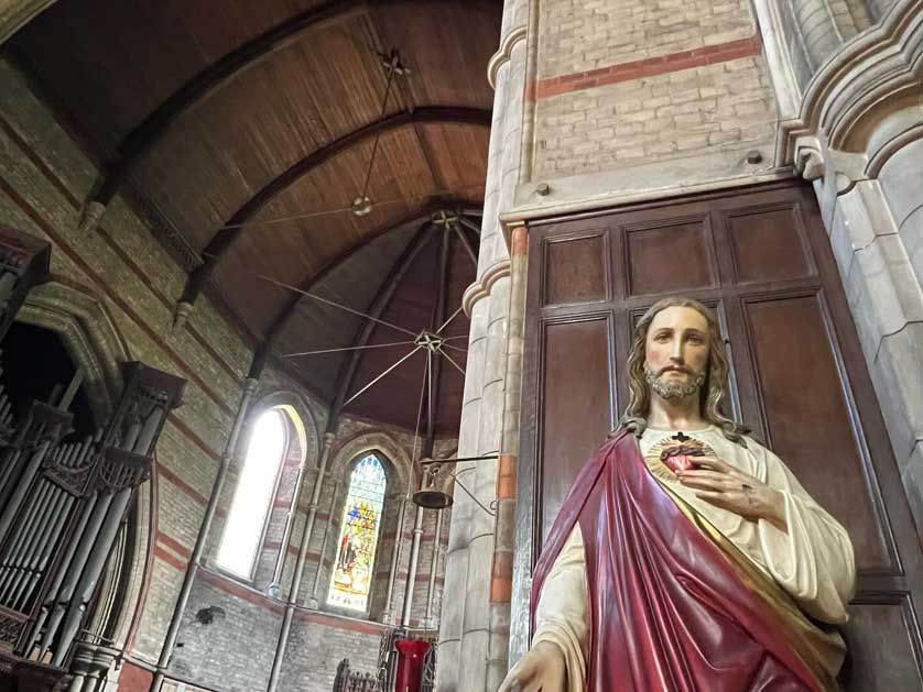 Statue of Christ, Emmanuel Church, West Hampstead, London, UK.