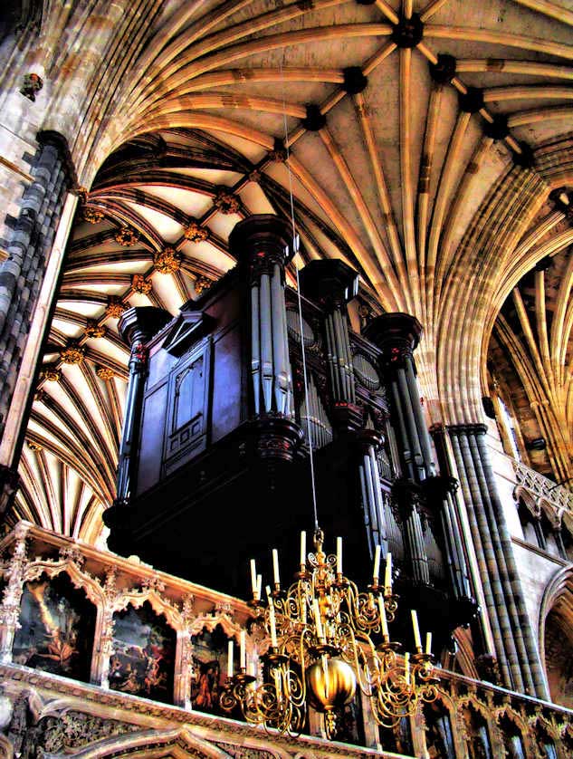 The organ was originally installed in 1665 but has been rebuilt several times since then.