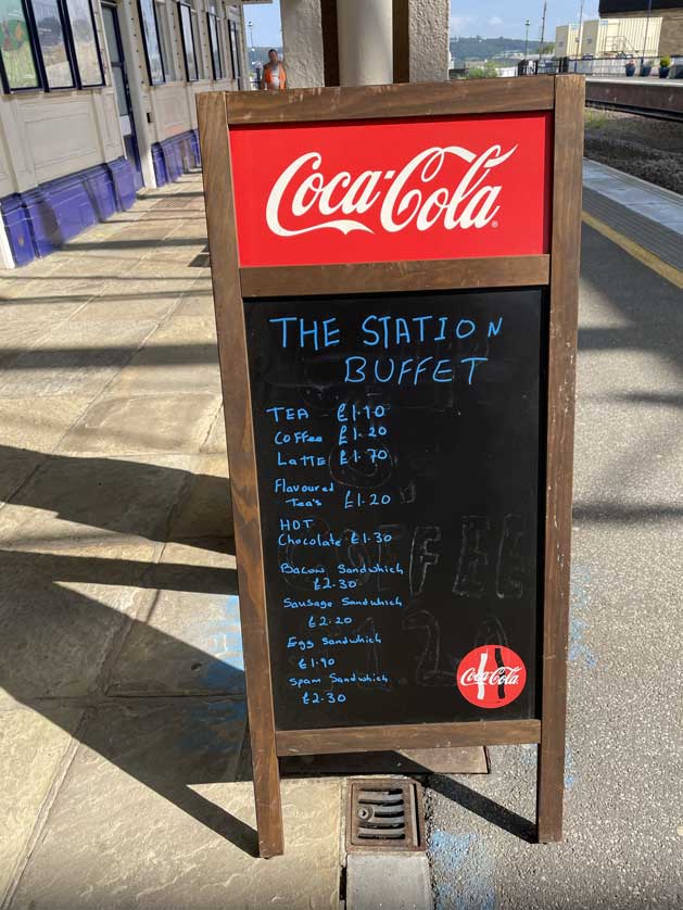 Station cafe menu - vegans beware.