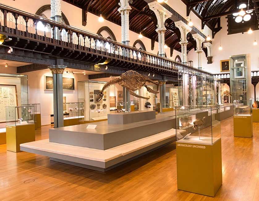 Hunterian Museum & Art Gallery.