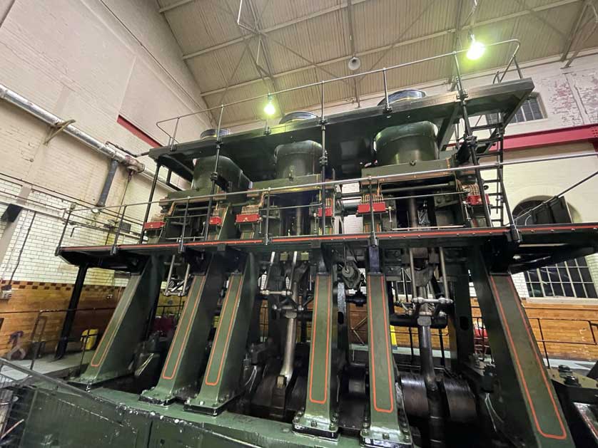 The River Don Engine is a 1905-built steam engine for hot rolling steel armour plate.