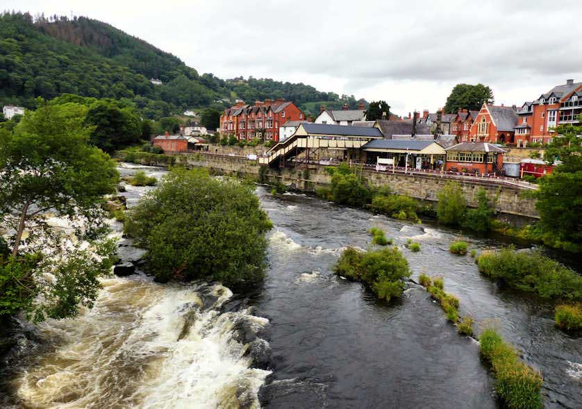 Llangollen on the banks of the picturesque River Dee.