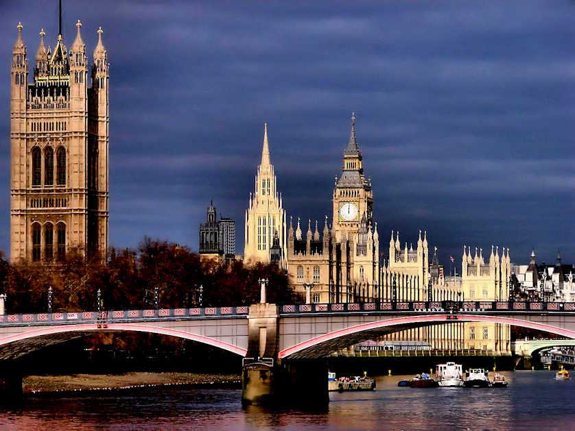 Lambeth Bridge, The River Thames, London, UK.