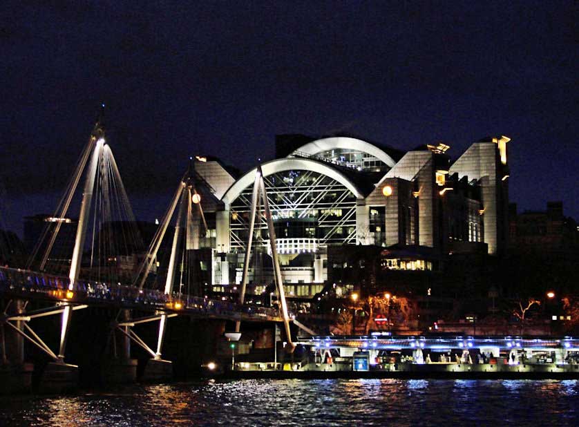 Golden Jubilee & Hungerford Bridges.