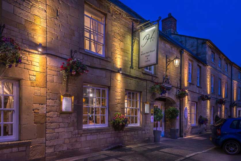The White Hart Royal Hotel, Cotswolds, England, UK.