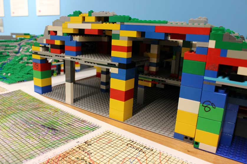 Close up of the Lego.
