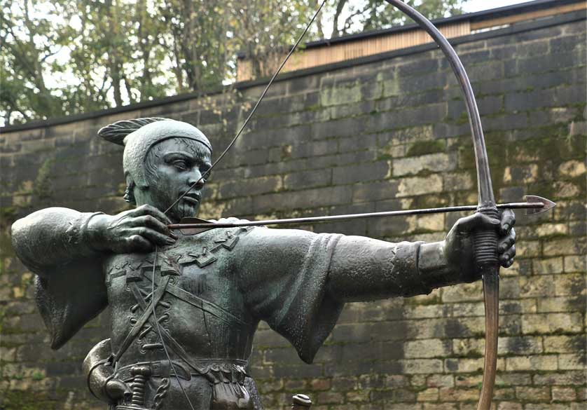 Robin Hood Statue, Nottingham, England.