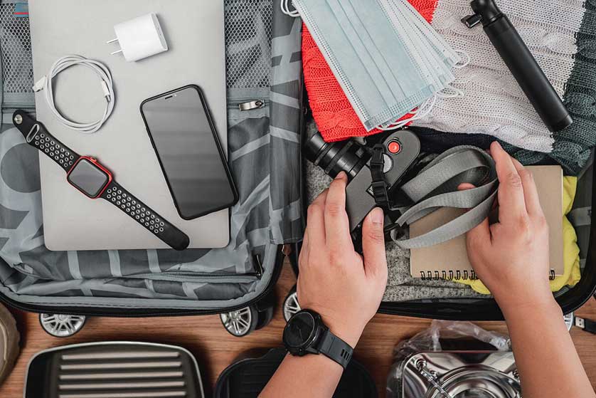 Compact gadgets every traveler should pack for a UK trip.