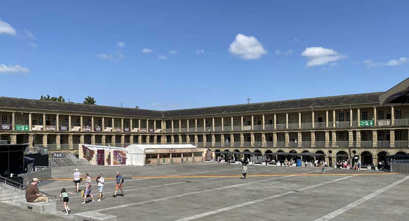The structure dates from the late 18th century.