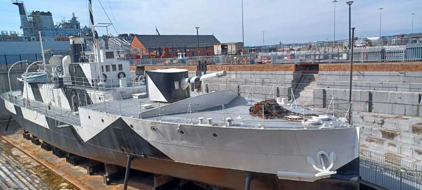 HMS M33, an M29-class monitor of the Royal Navy built in 1915.