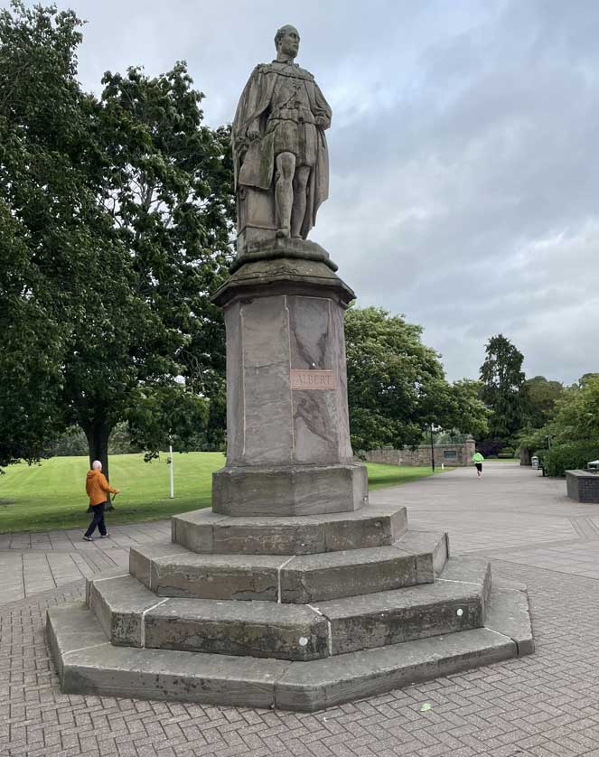 Statue of Prince Albert.