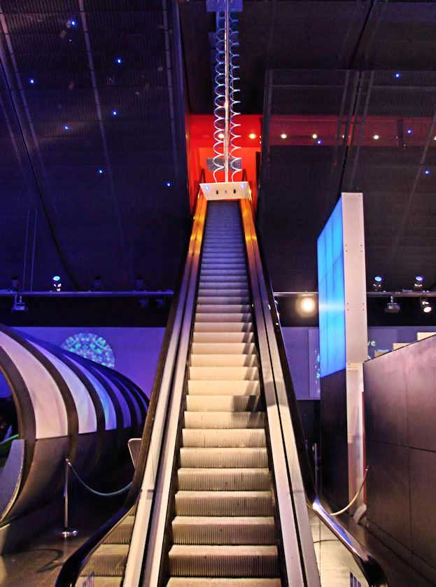 A huge model of Watson & Cricks DNA double helix above the escalator in the Science Museum.