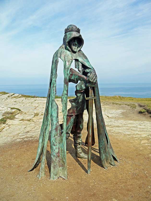 Sculpture of Gallos.