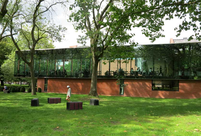 Whitworth Art Gallery.